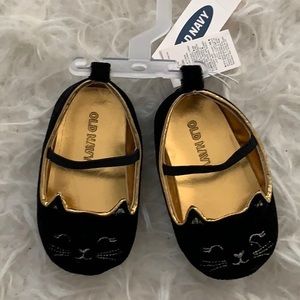 Black kitty Mary Jane flats
